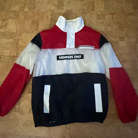 Members Only Half zip - Picture 3 of 7